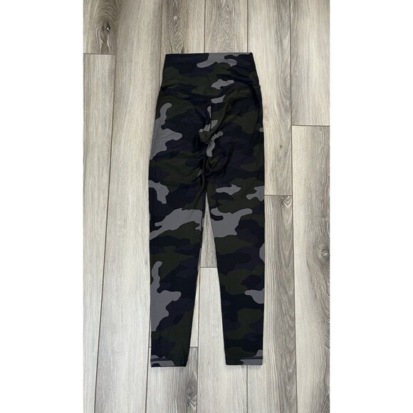 Offline By Aerie Real Me 7/8 Hi-Rise Camouflage Leggings Women’s Size Small - Picture 3 of 5